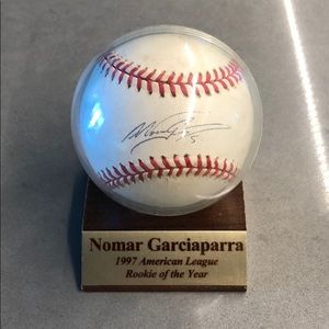 Nomar Garciaparra #5 autographed game Baseball